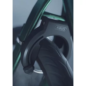 ABUS patkó lakat Granit XPlus 6950M (NR) - kulcsot nem tartja meg, XPlus zárszerkezettel + 6KS/130 lánc + ST 5950 nyeregtáska