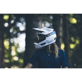 ABUS kerékpáros sport sisak HiDrop, In-Mold, shiny white L (59-60 cm)