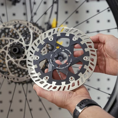 Magura MDR-P 6 csavaros féktárcsa [220 mm] - RideShop.hu