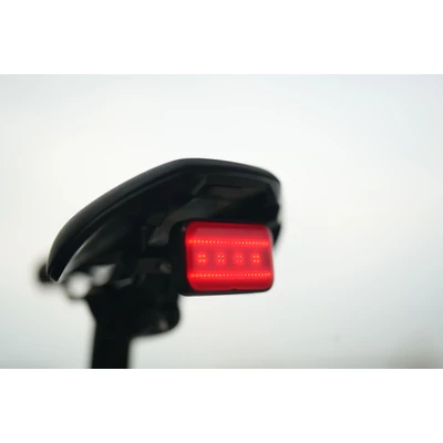 iGPSport ET6 akkumulátoros hátsó lámpa - RideShop.hu
